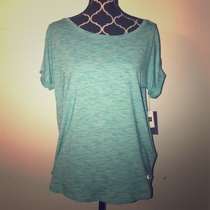 Gap shirt